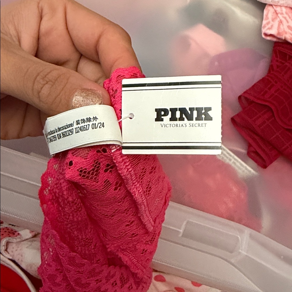 🩷Pink heart Lace Thong Panty - Picture 5 of 5